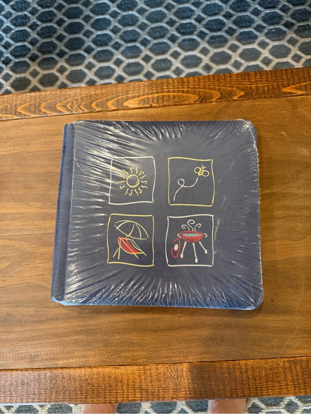 Navy Blue Scrapbook Album “Creative Memories” 7X7 summer fun album
